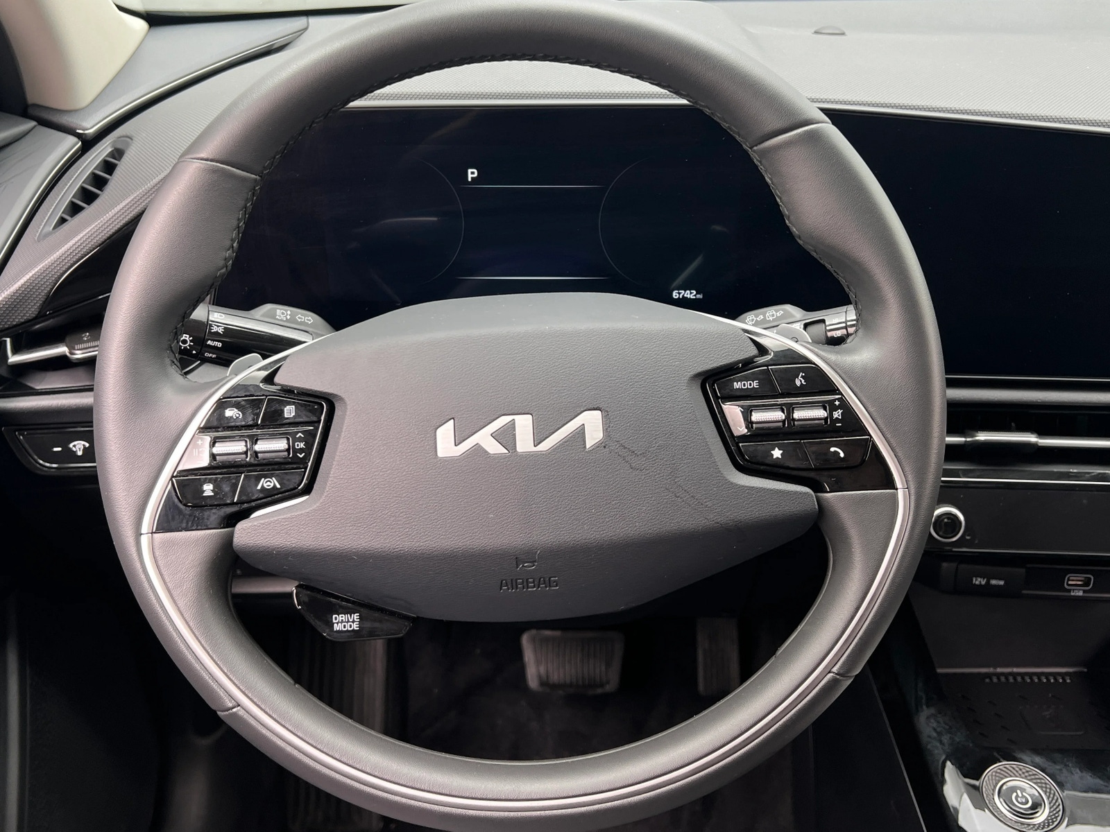 Thumbnail: 2025 Kia Niro - 5