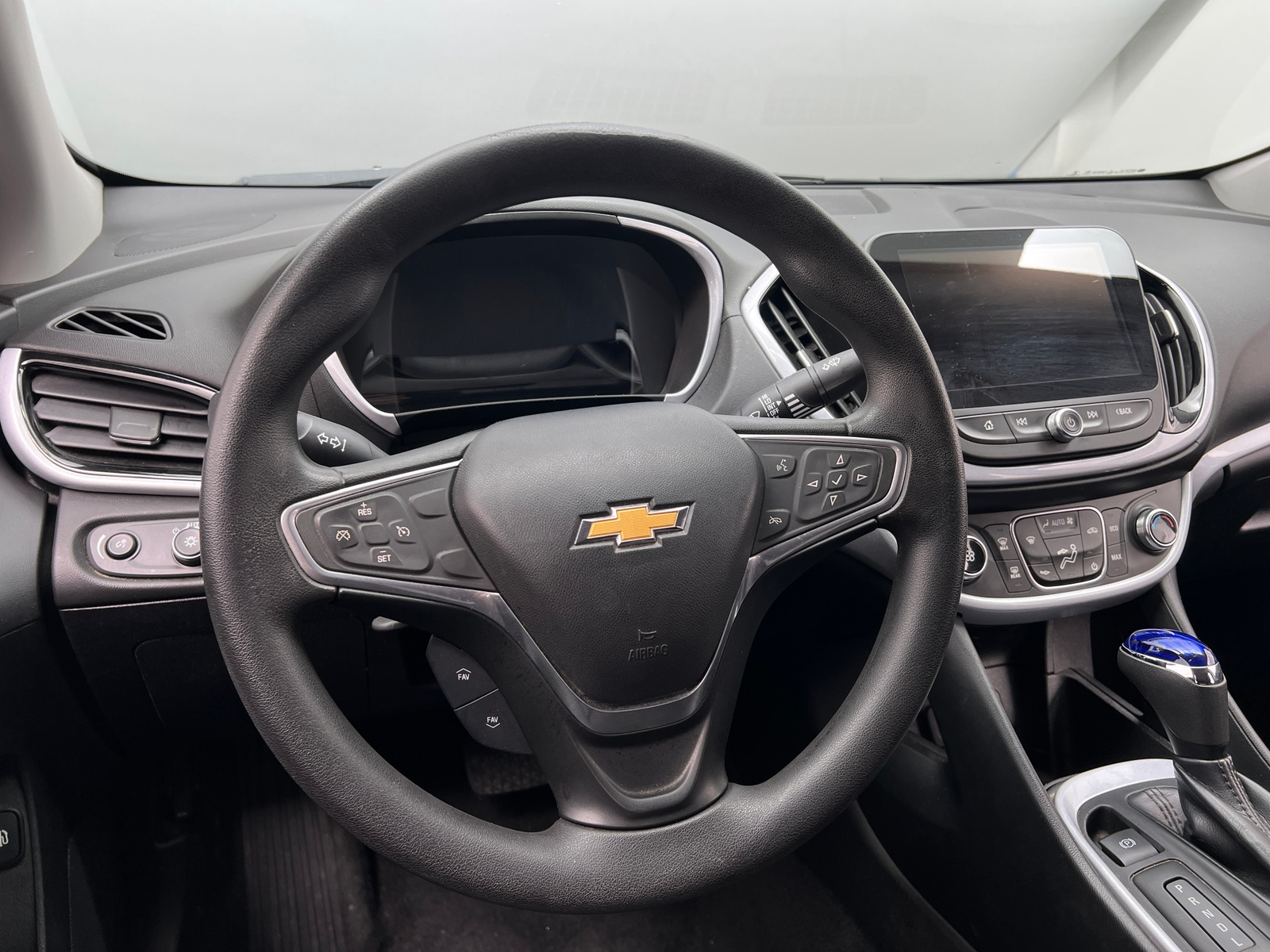 Thumbnail: 2018 Chevrolet Volt - 5