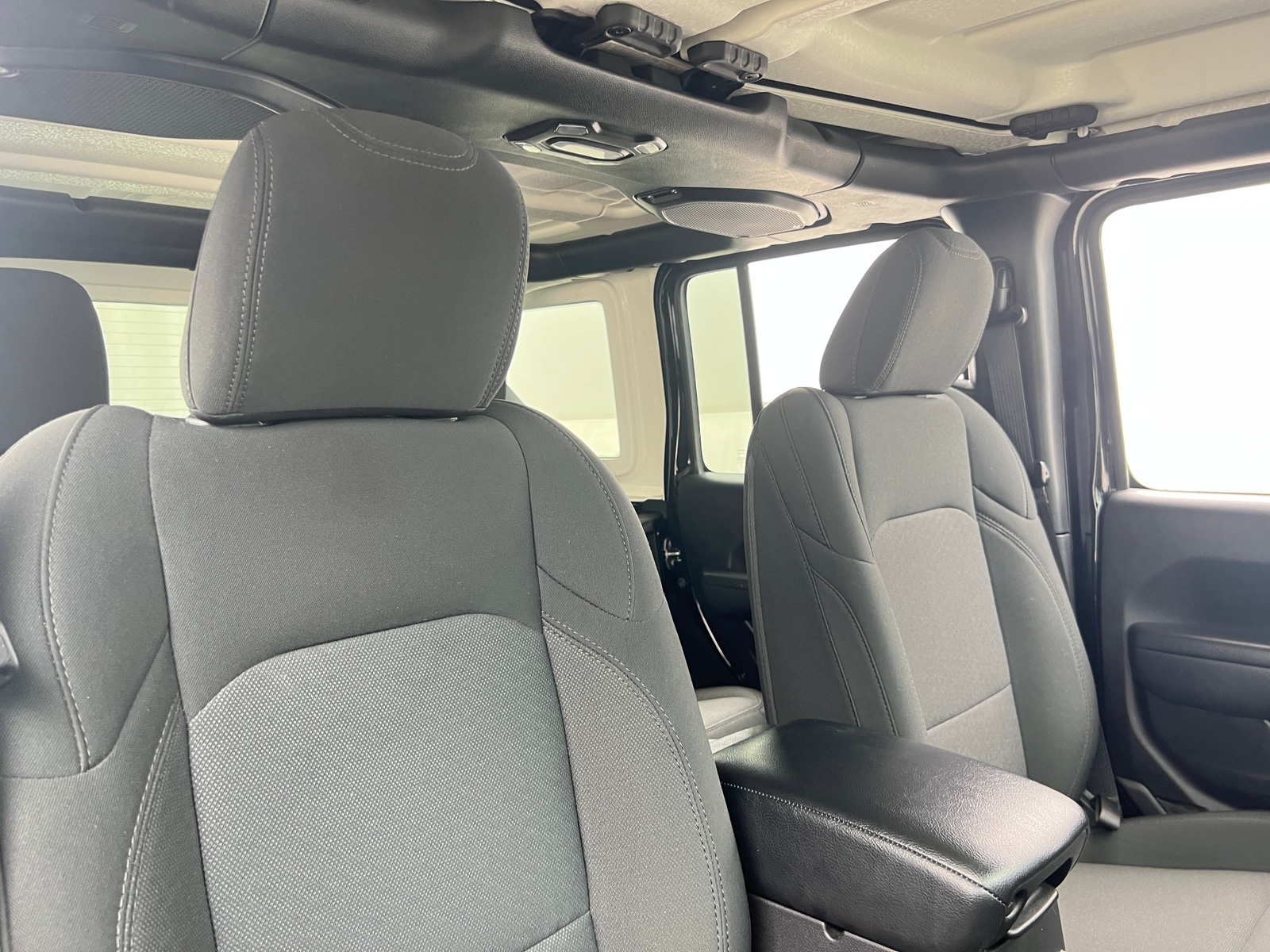 Thumbnail: 2022 Jeep Wrangler - 2