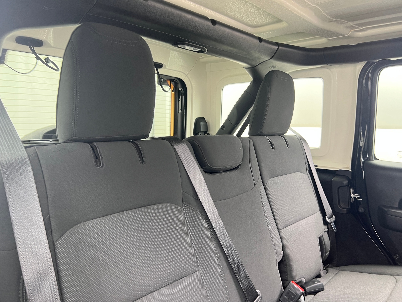 Thumbnail: 2022 Jeep Wrangler - 6