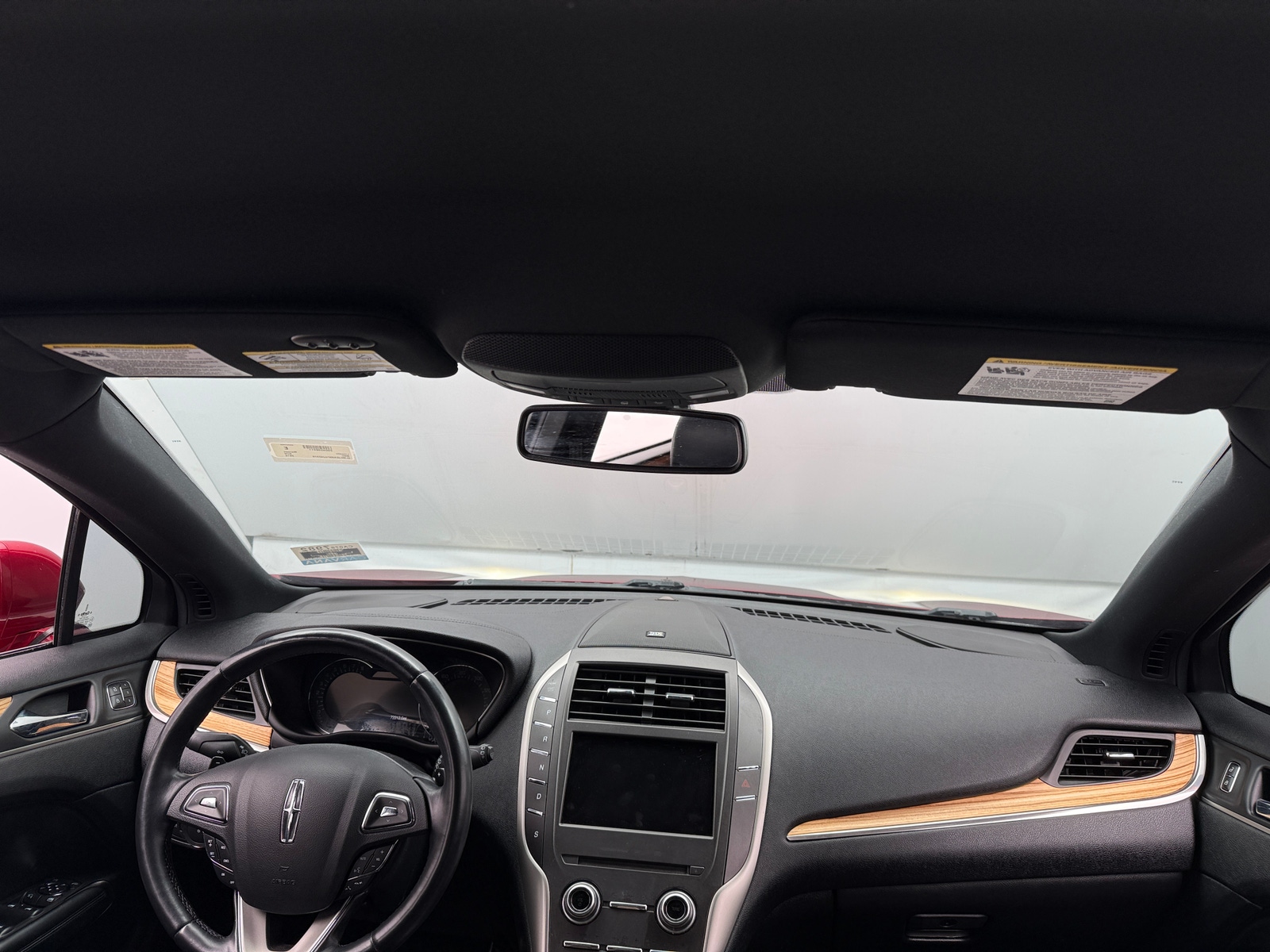 Thumbnail: 2015 Lincoln MKC - 2