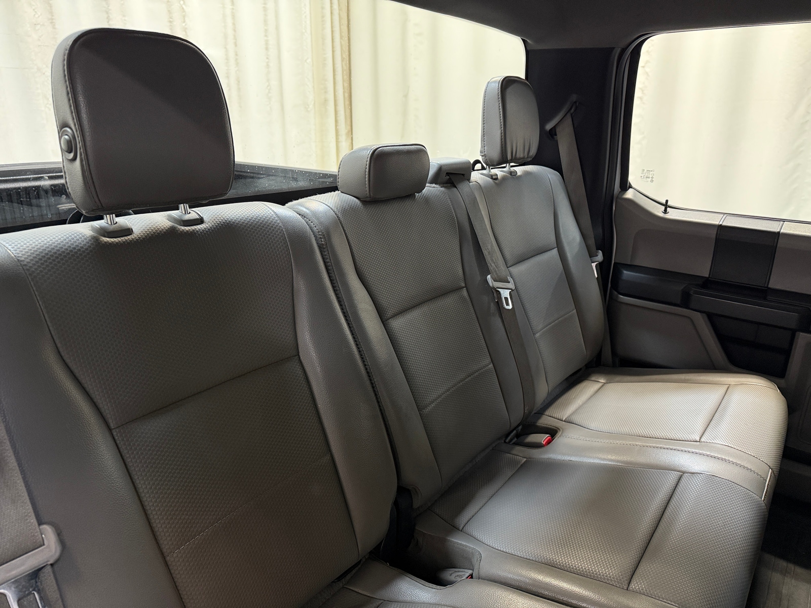 Thumbnail: 2017 Ford Econoline - 6