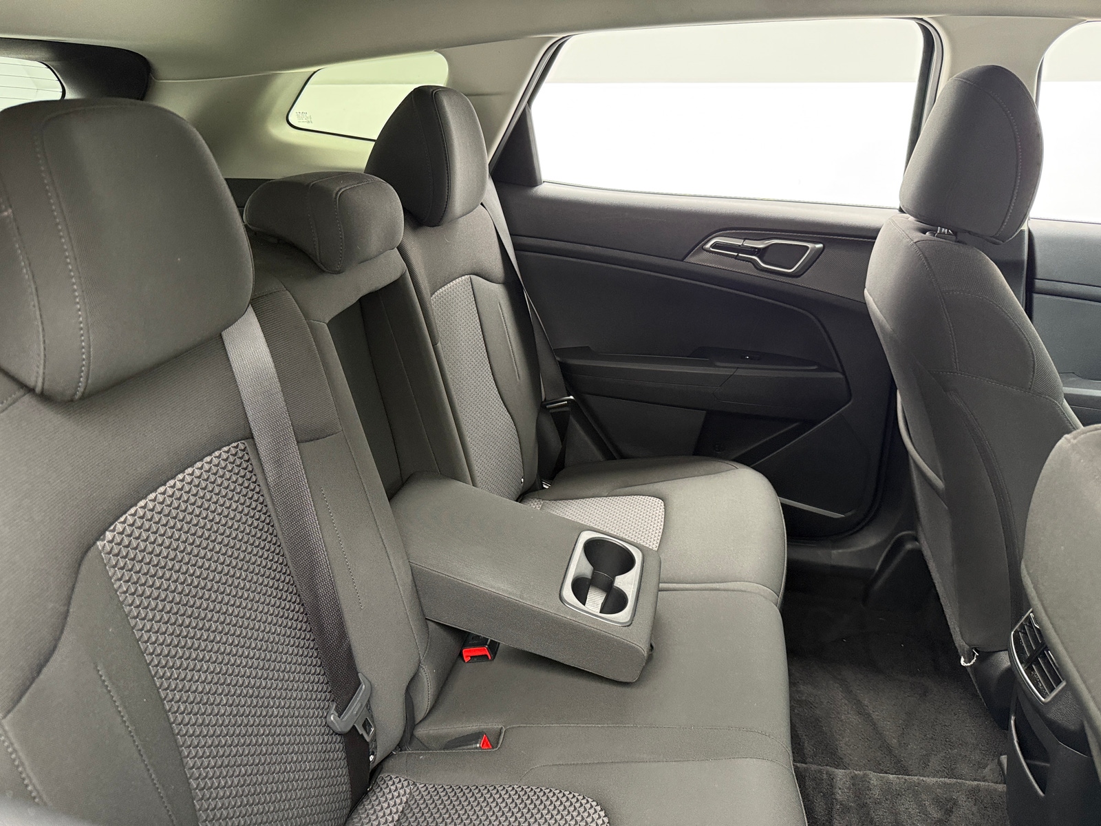 Thumbnail: 2025 Kia Sportage - 6