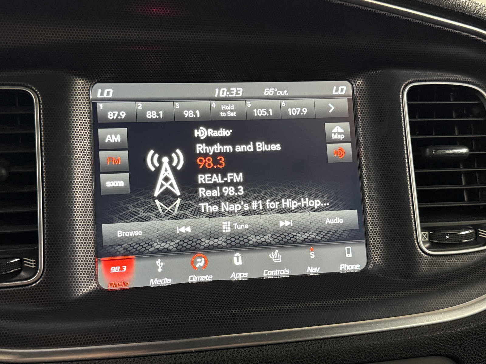 Thumbnail: 2018 Dodge Charger - 4