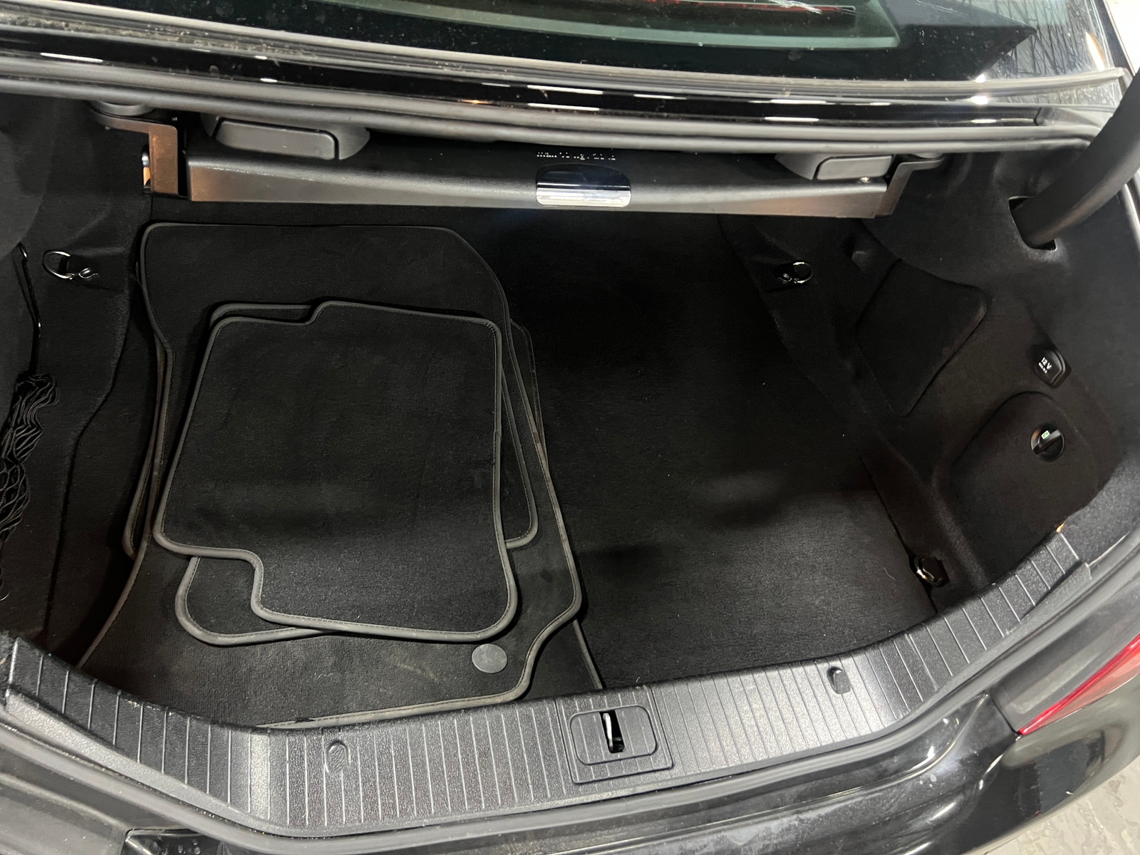 Thumbnail: 2018 Mercedes-Benz CLS - 6