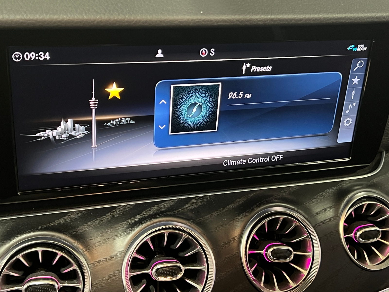 Thumbnail: 2019 Mercedes-Benz E-Class - 2