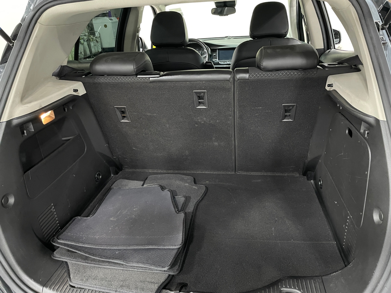 Thumbnail: 2018 Buick Encore - 7