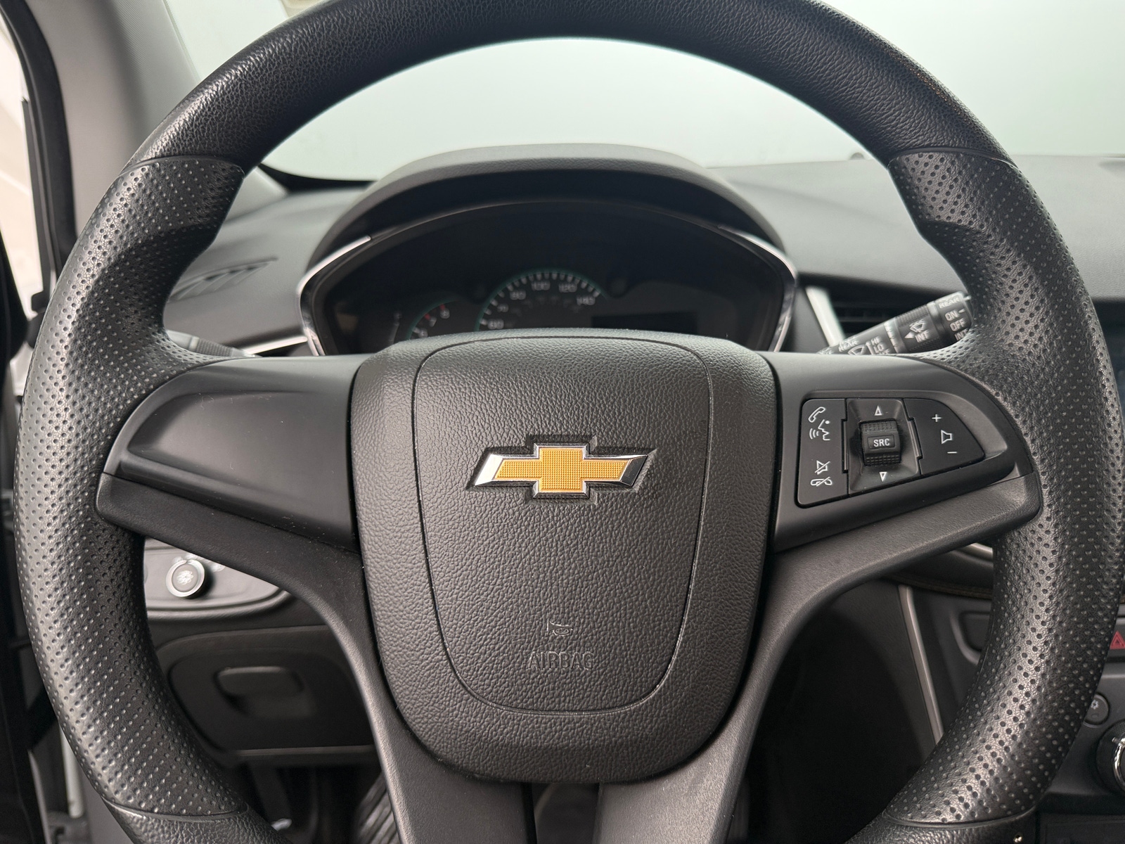 Thumbnail: 2018 Chevrolet Trax - 5