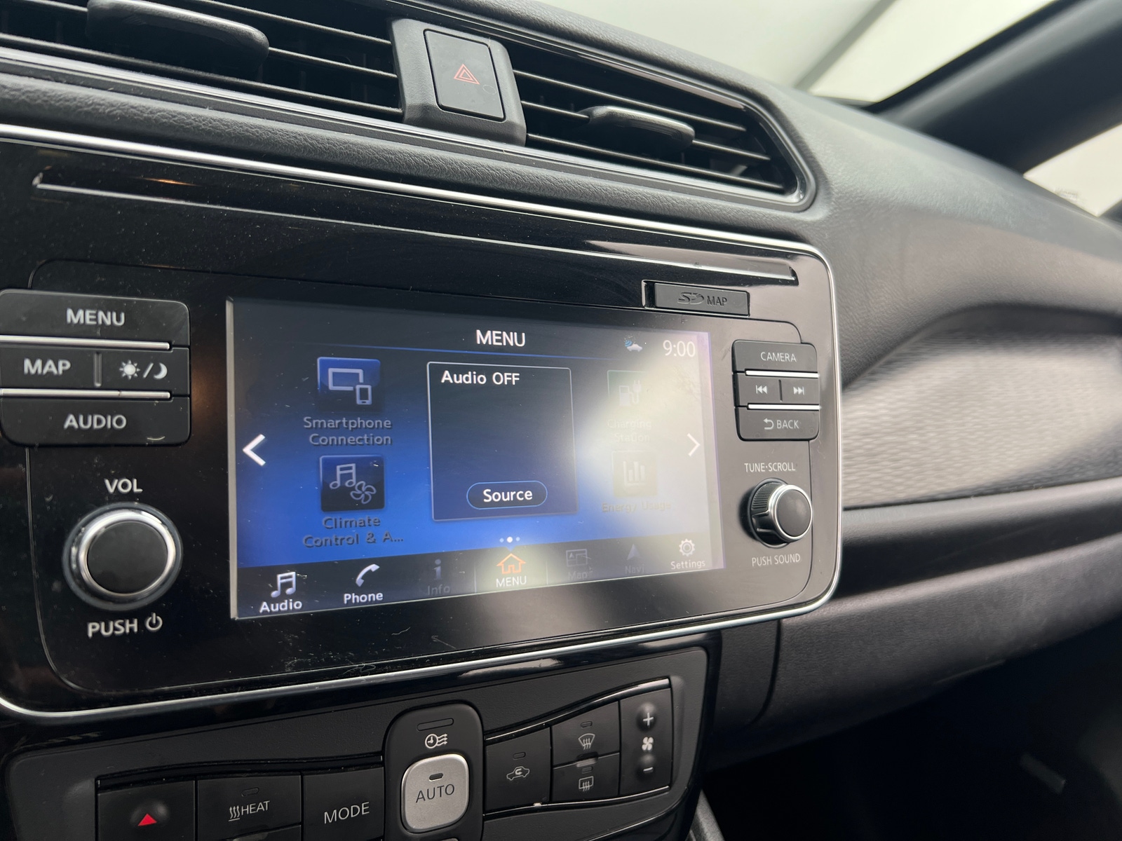 Thumbnail: 2019 Nissan Leaf - 3