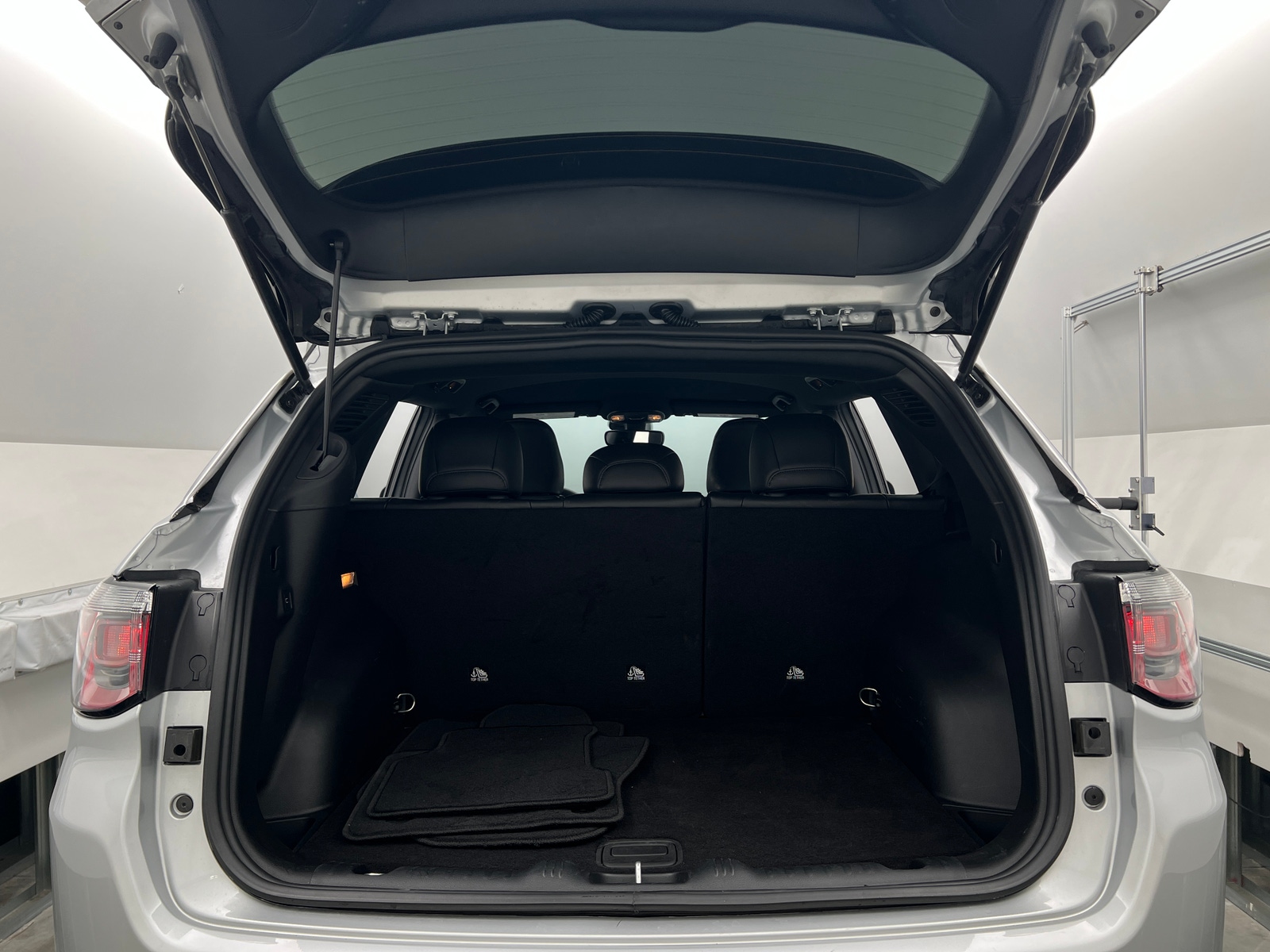 Thumbnail: 2026 Jeep Compass - 6