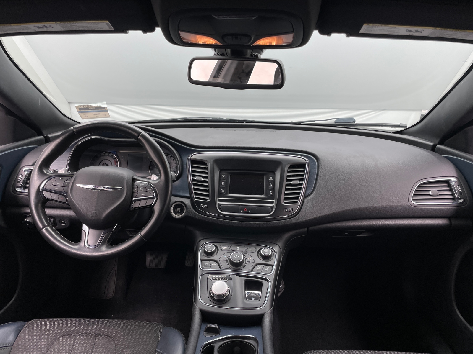 Thumbnail: 2016 Chrysler 200 - 3