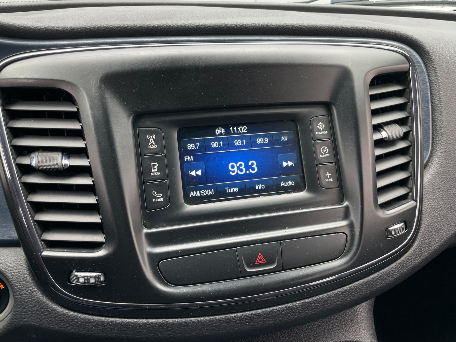 Thumbnail: 2016 Chrysler 200 - 4