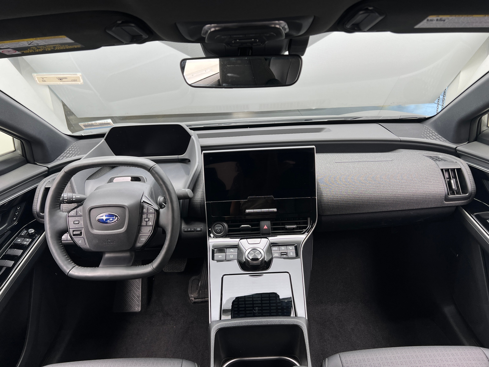 Thumbnail: 2025 Subaru Solterra - 2