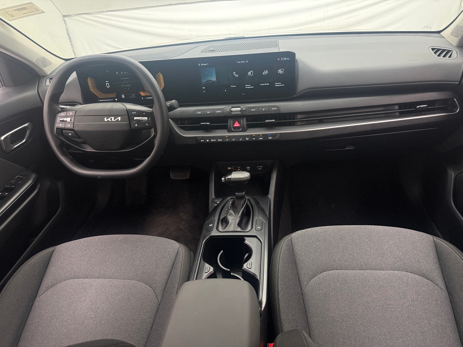 Thumbnail: 2025 Kia K4 - 3