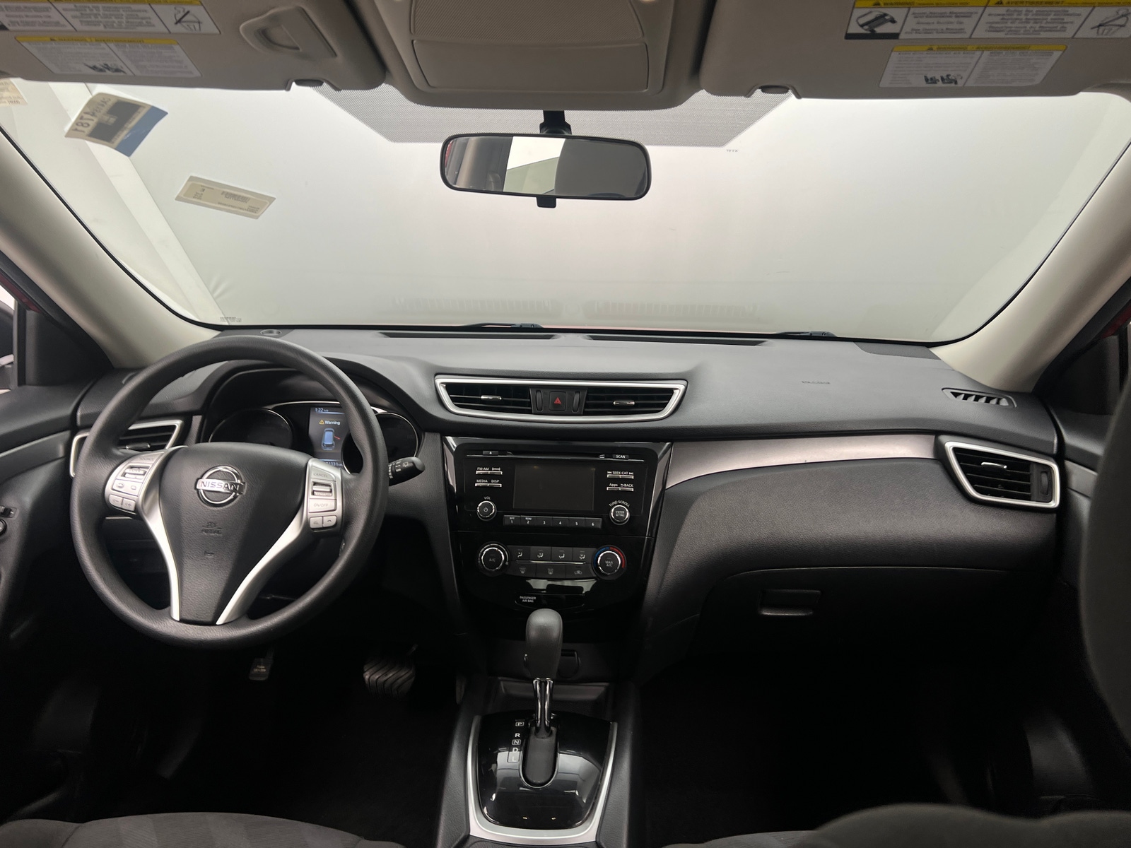 Thumbnail: 2016 Nissan Rogue - 3