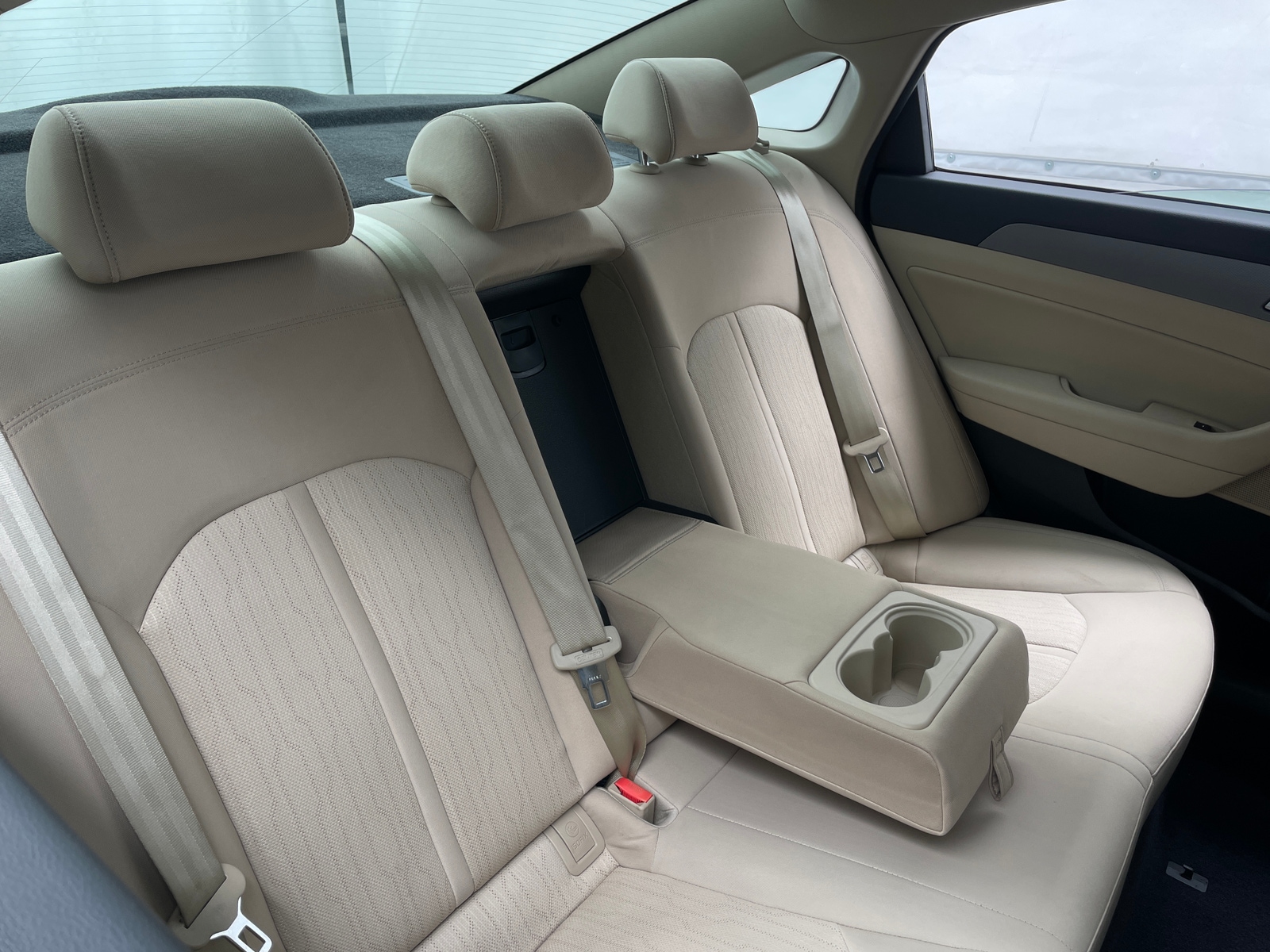 Thumbnail: 2016 Hyundai Sonata - 6