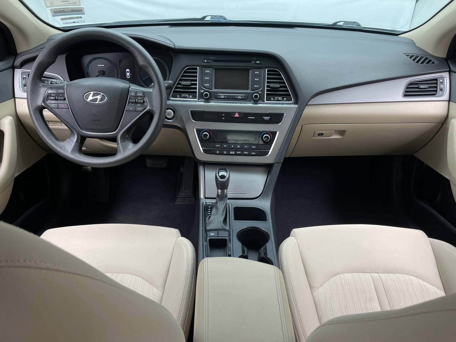 Thumbnail: 2016 Hyundai Sonata - 3