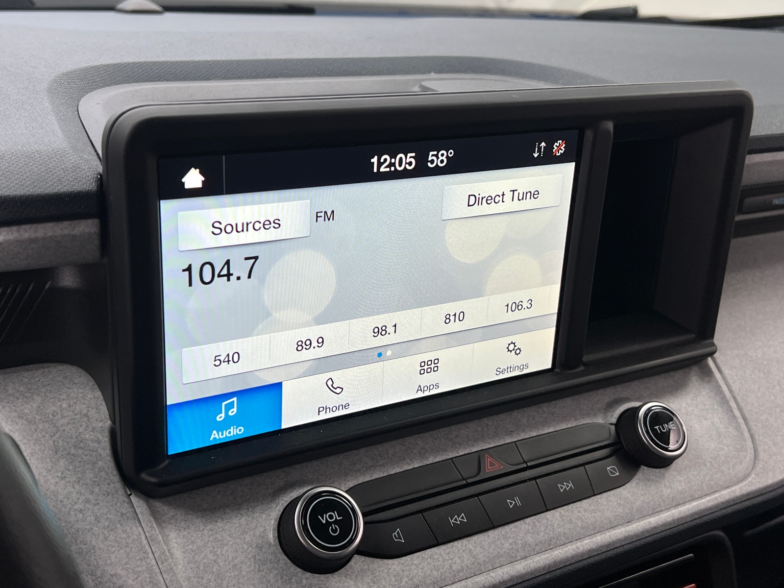 Thumbnail: 2022 Ford Maverick - 4