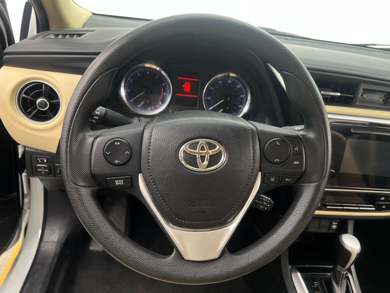 Thumbnail: 2018 Toyota Corolla - 5