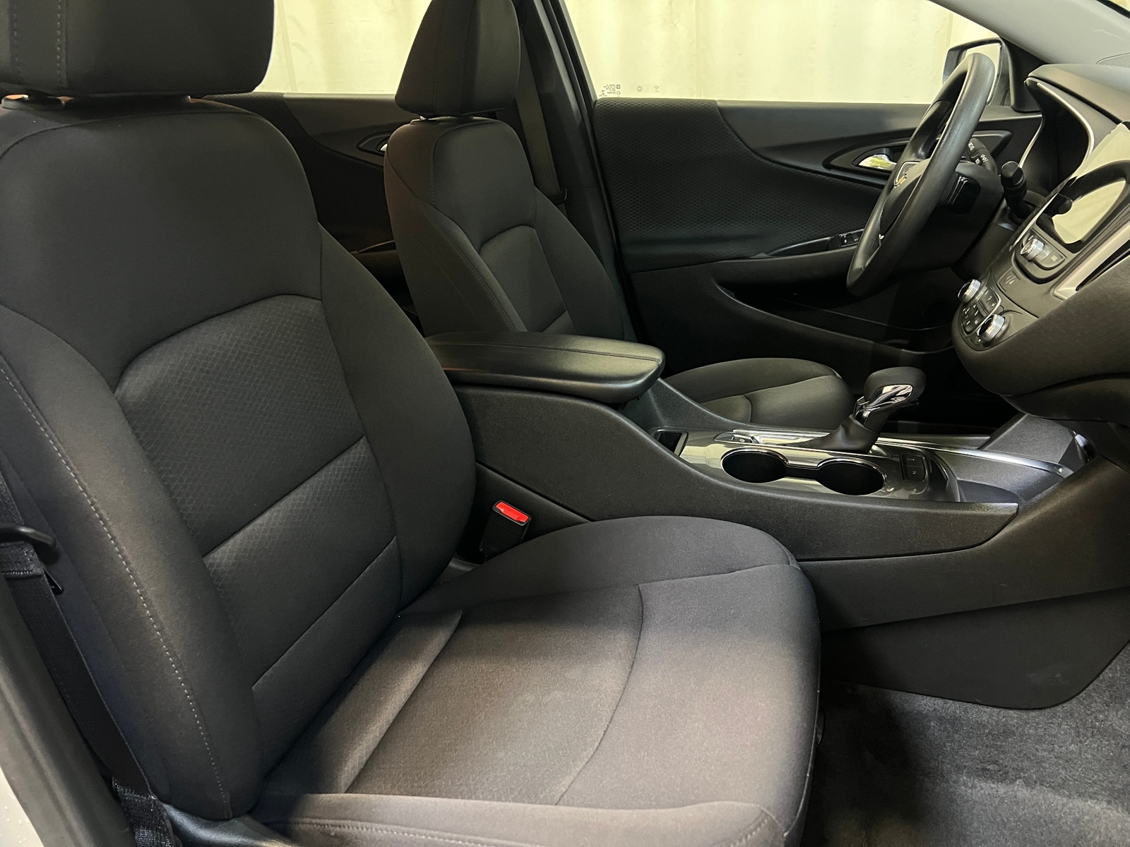 Thumbnail: 2024 Chevrolet Malibu - 2