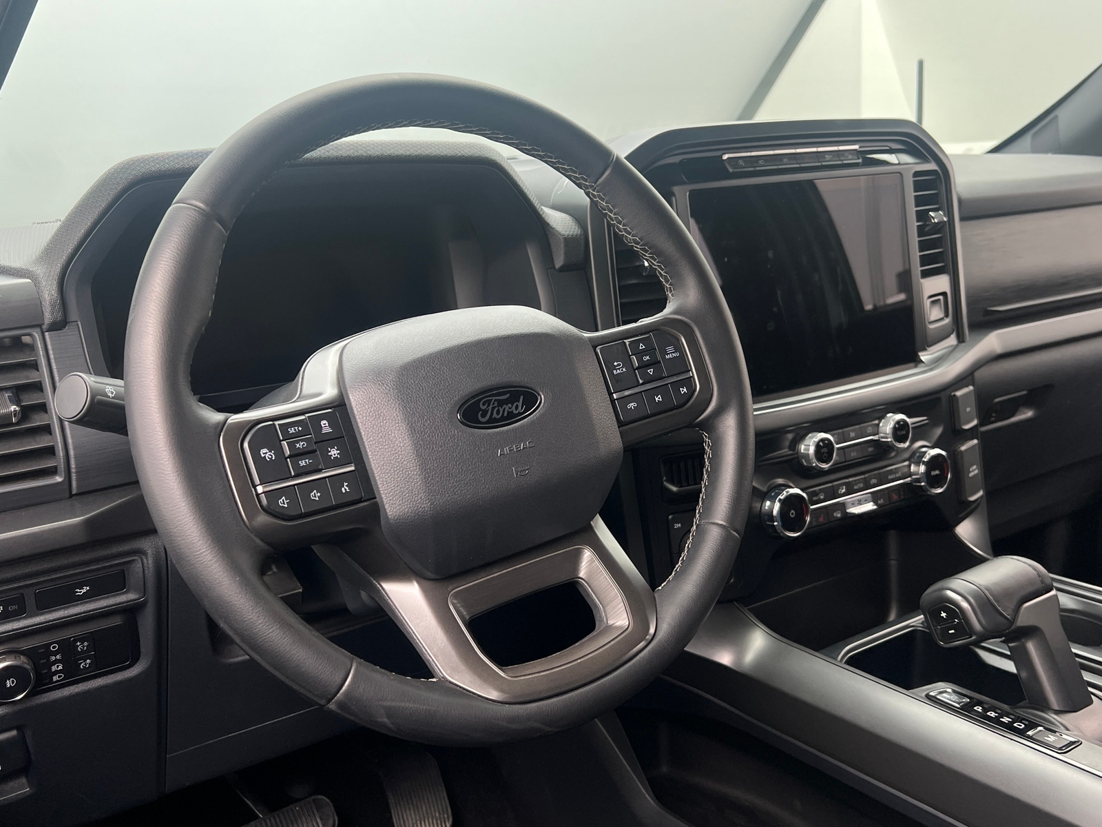 Thumbnail: 2024 Ford Econoline - 5