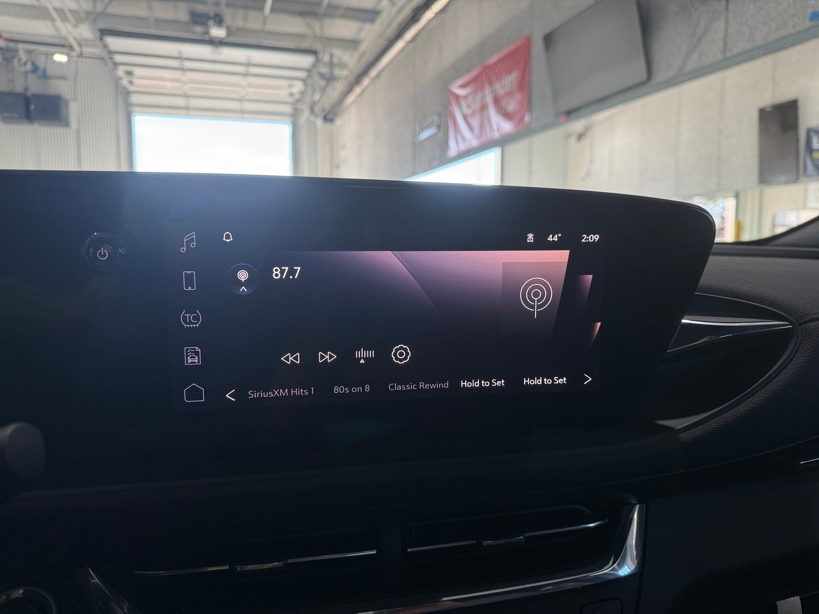 Thumbnail: 2025 Buick Envista - 4