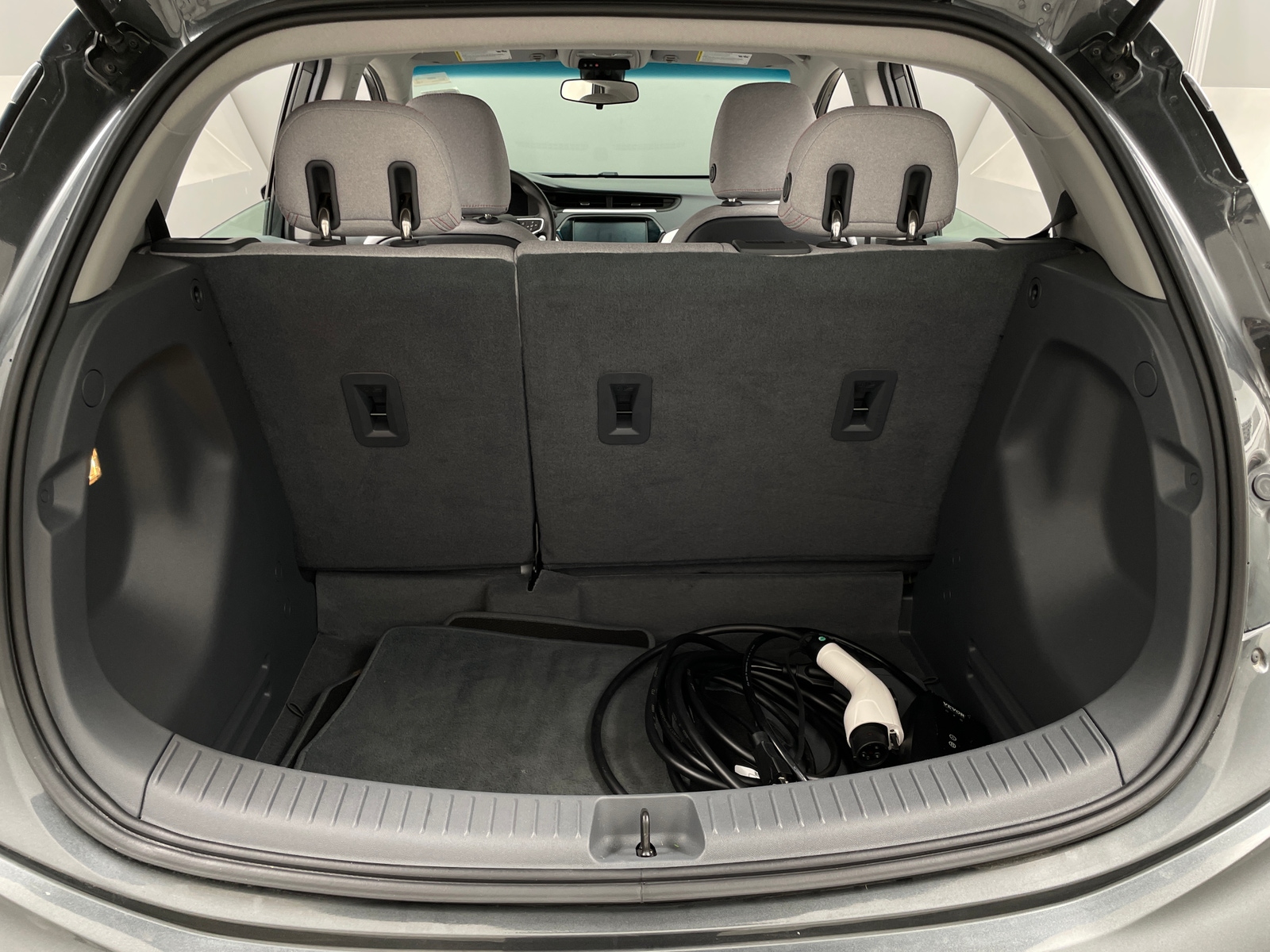 Thumbnail: 2018 Chevrolet Bolt EV - 7