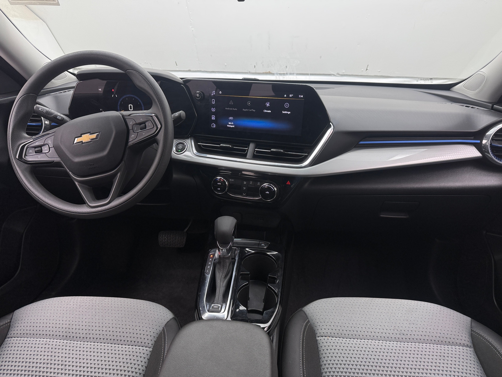 Thumbnail: 2025 Chevrolet Trax - 3