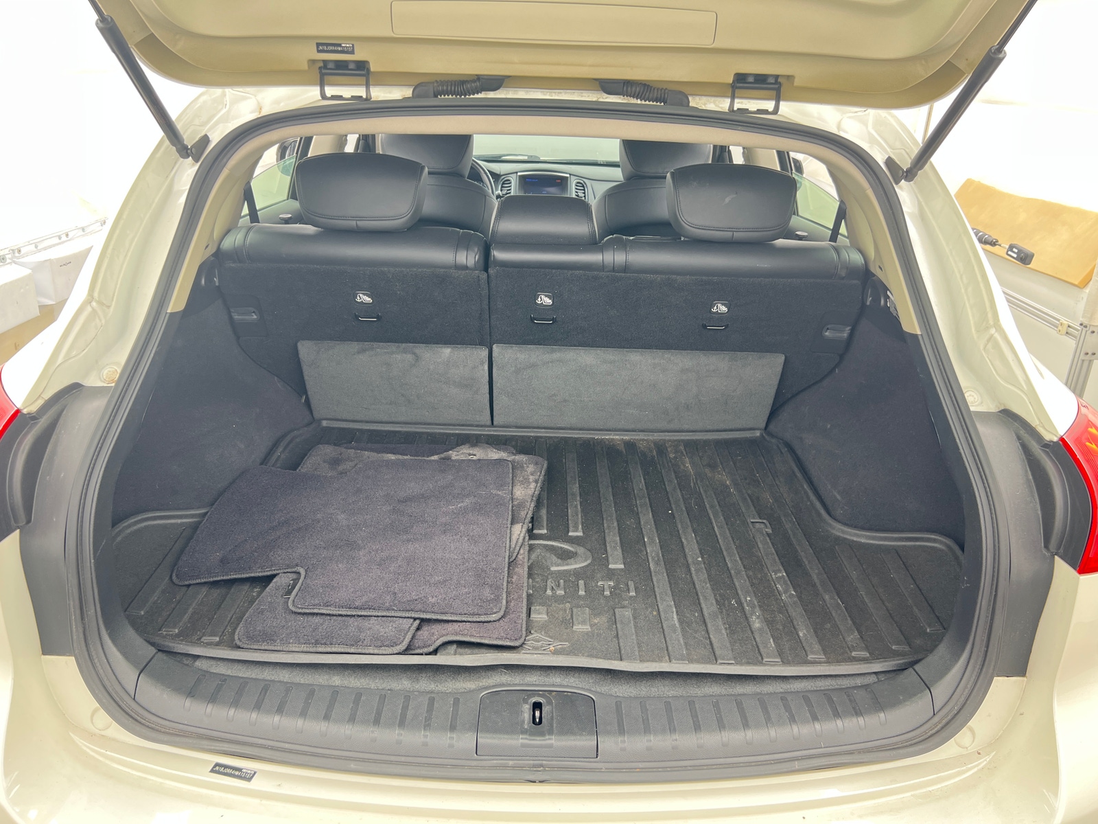 Thumbnail: 2017 INFINITI QX50 - 6