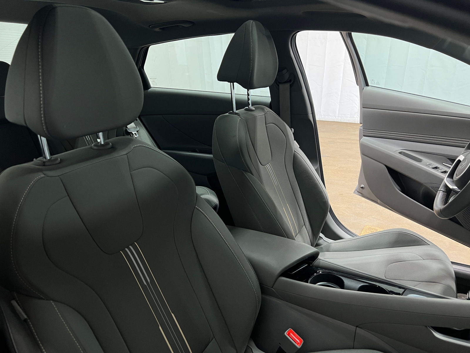 Thumbnail: 2025 Hyundai Elantra - 2