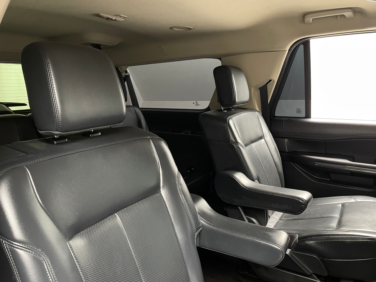 Thumbnail: 2022 Ford Expedition MAX - 5