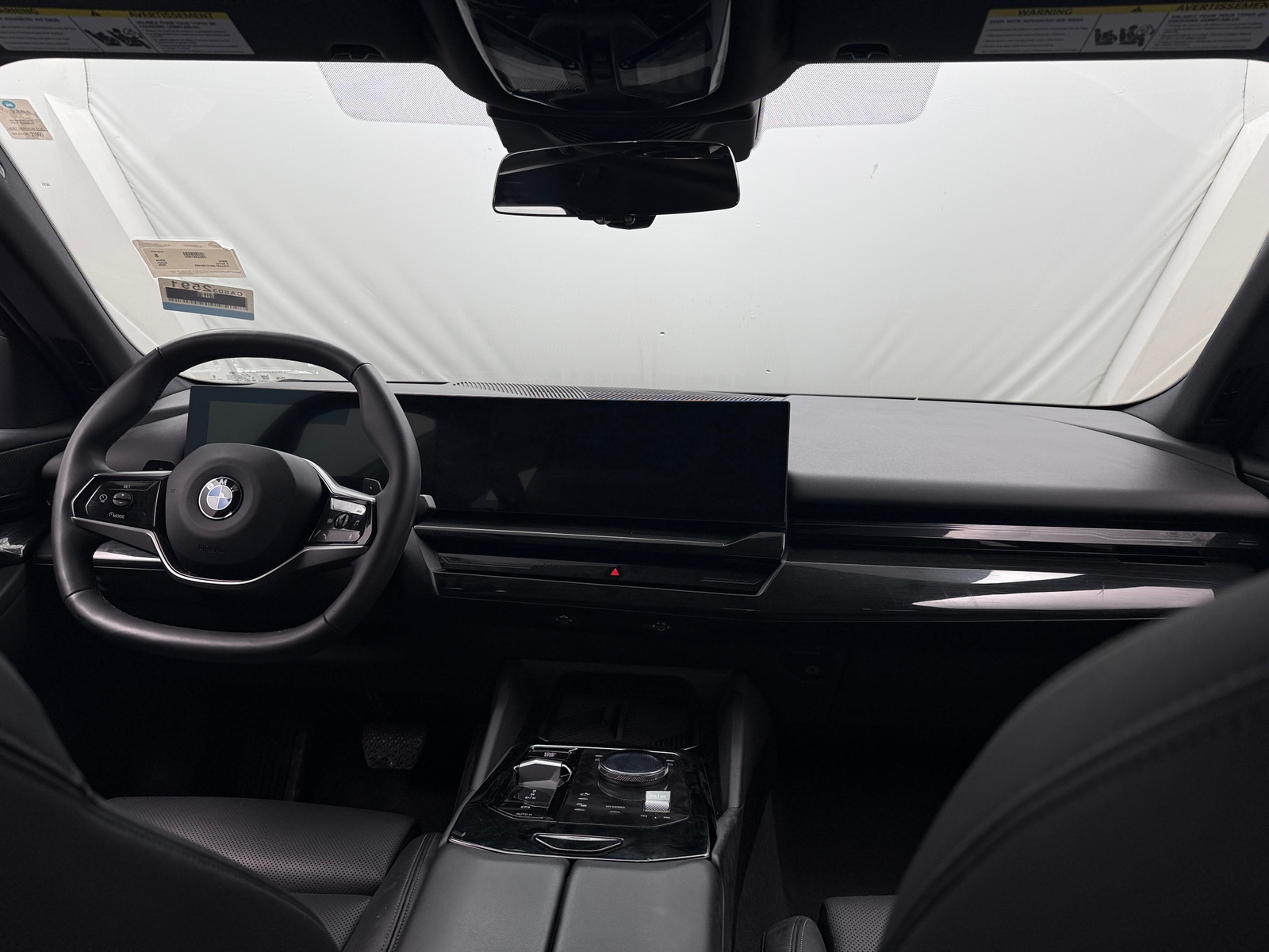 Thumbnail: 2026 BMW 5 Series - 2