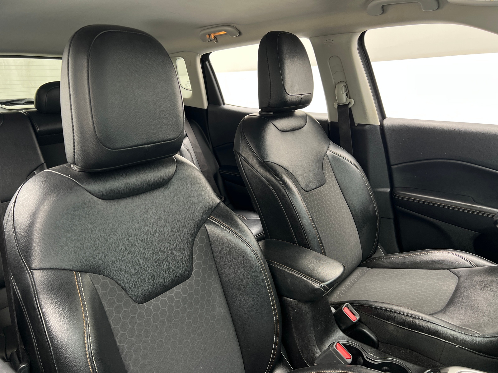 Thumbnail: 2019 Jeep Compass - 2