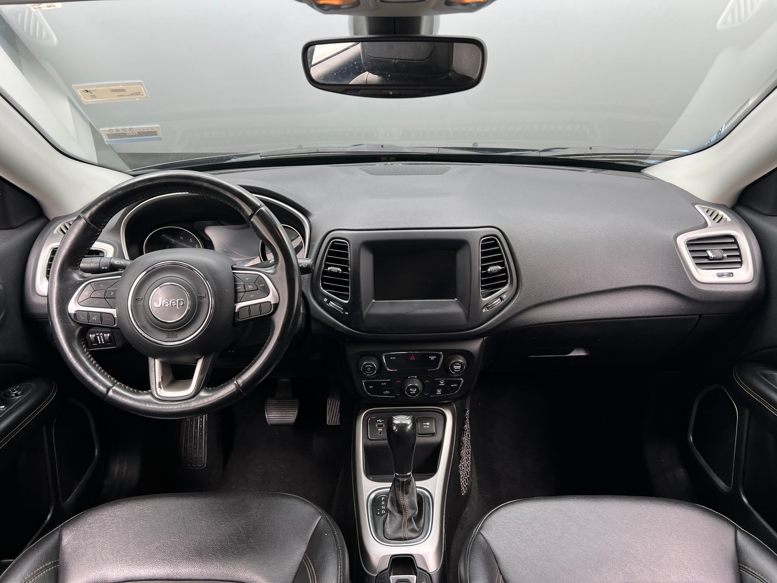 Thumbnail: 2019 Jeep Compass - 3