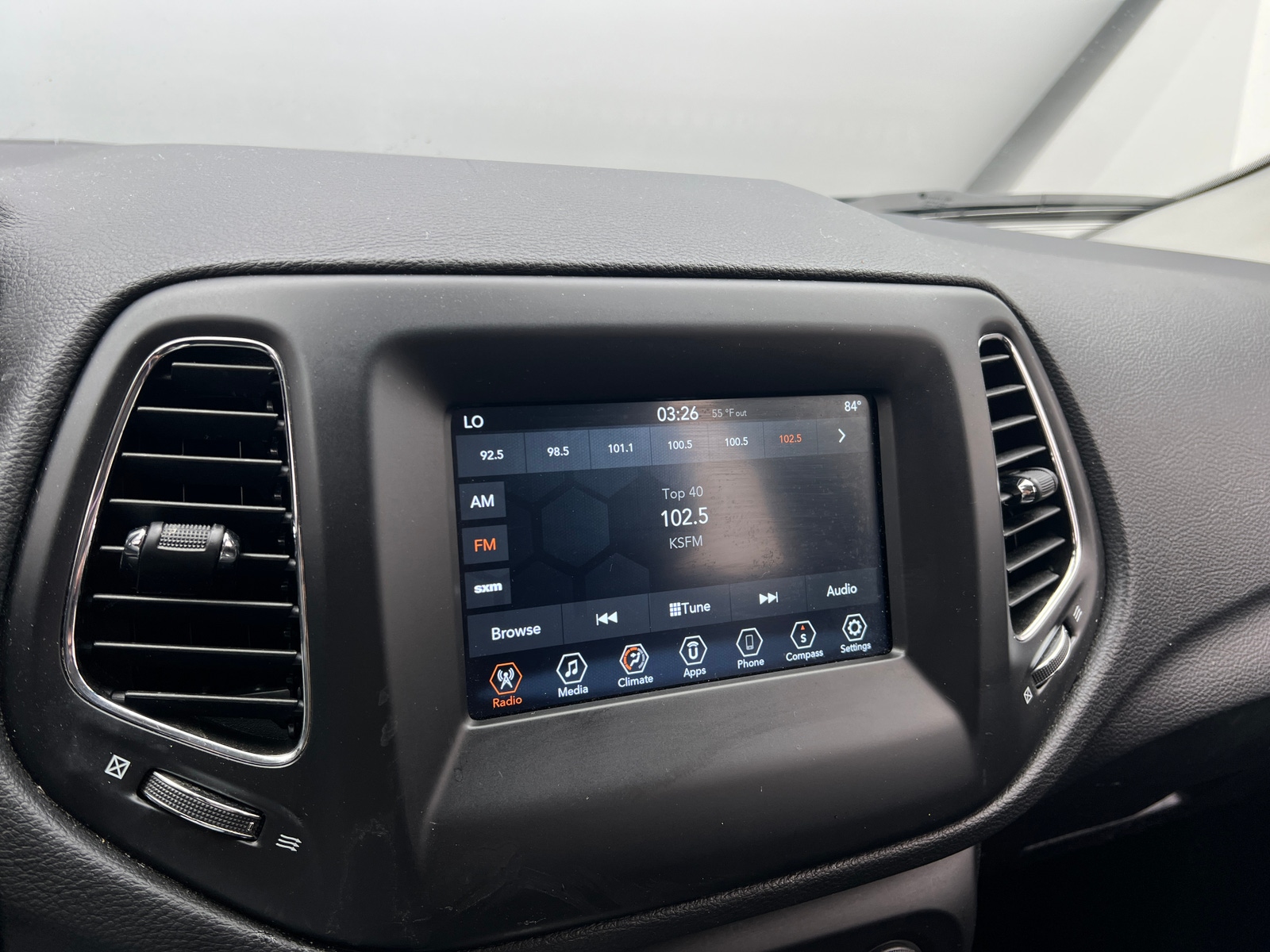 Thumbnail: 2019 Jeep Compass - 4