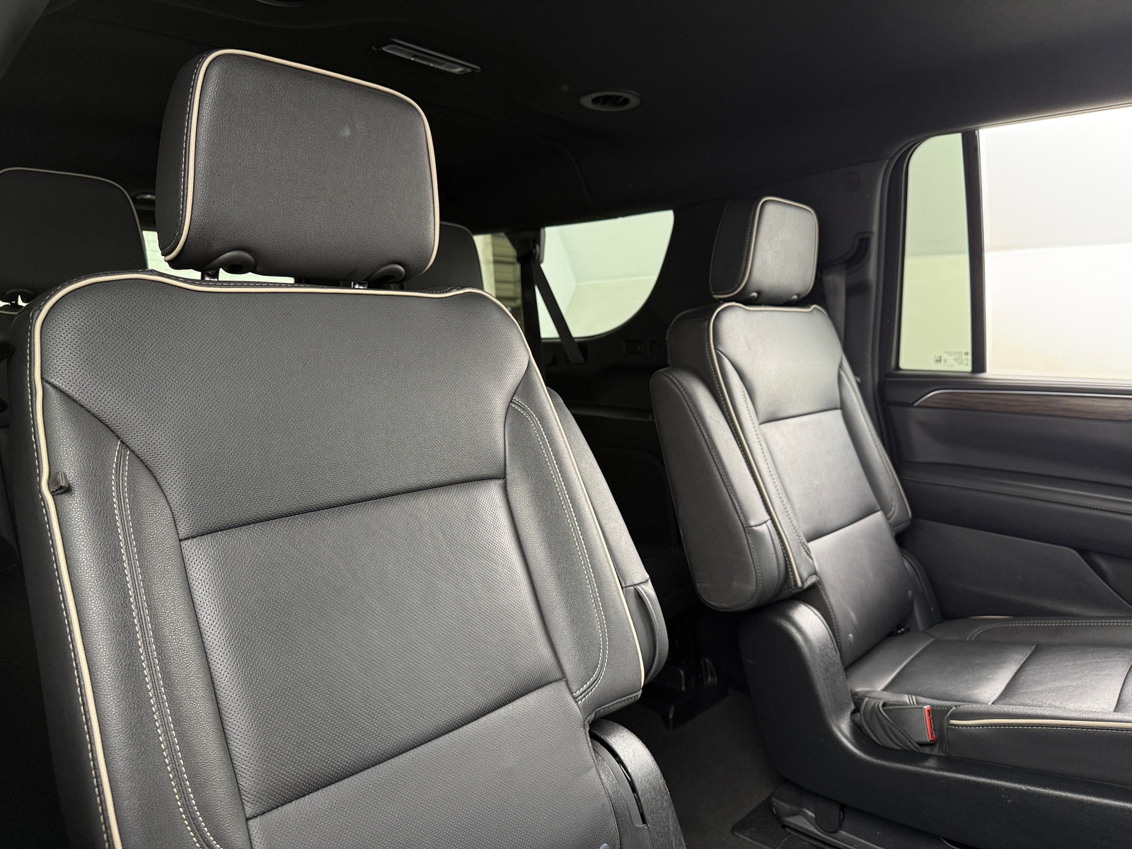 Thumbnail: 2023 Chevrolet Suburban - 5