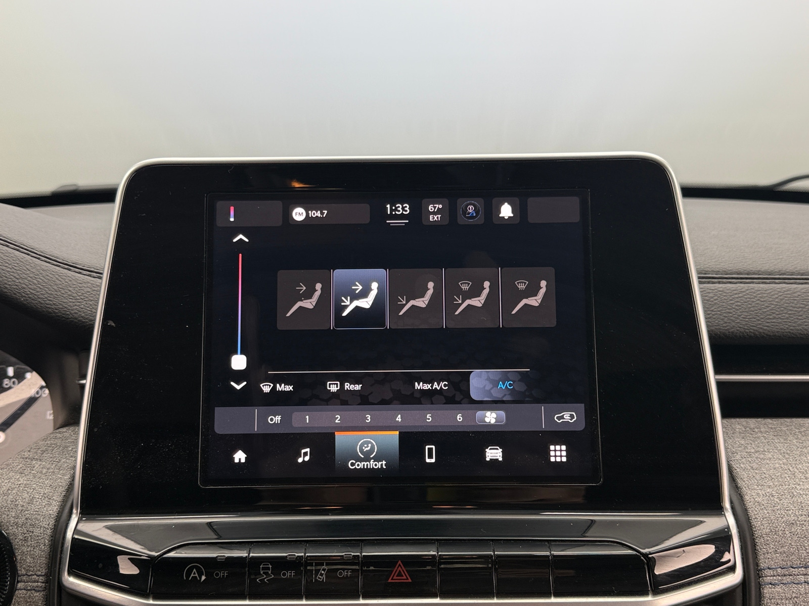 Thumbnail: 2022 Jeep Compass - 3