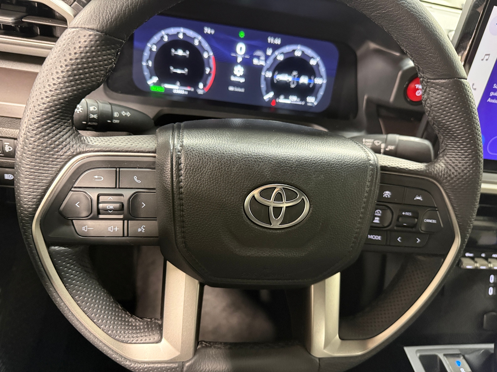 Thumbnail: 2024 Toyota Tacoma - 5