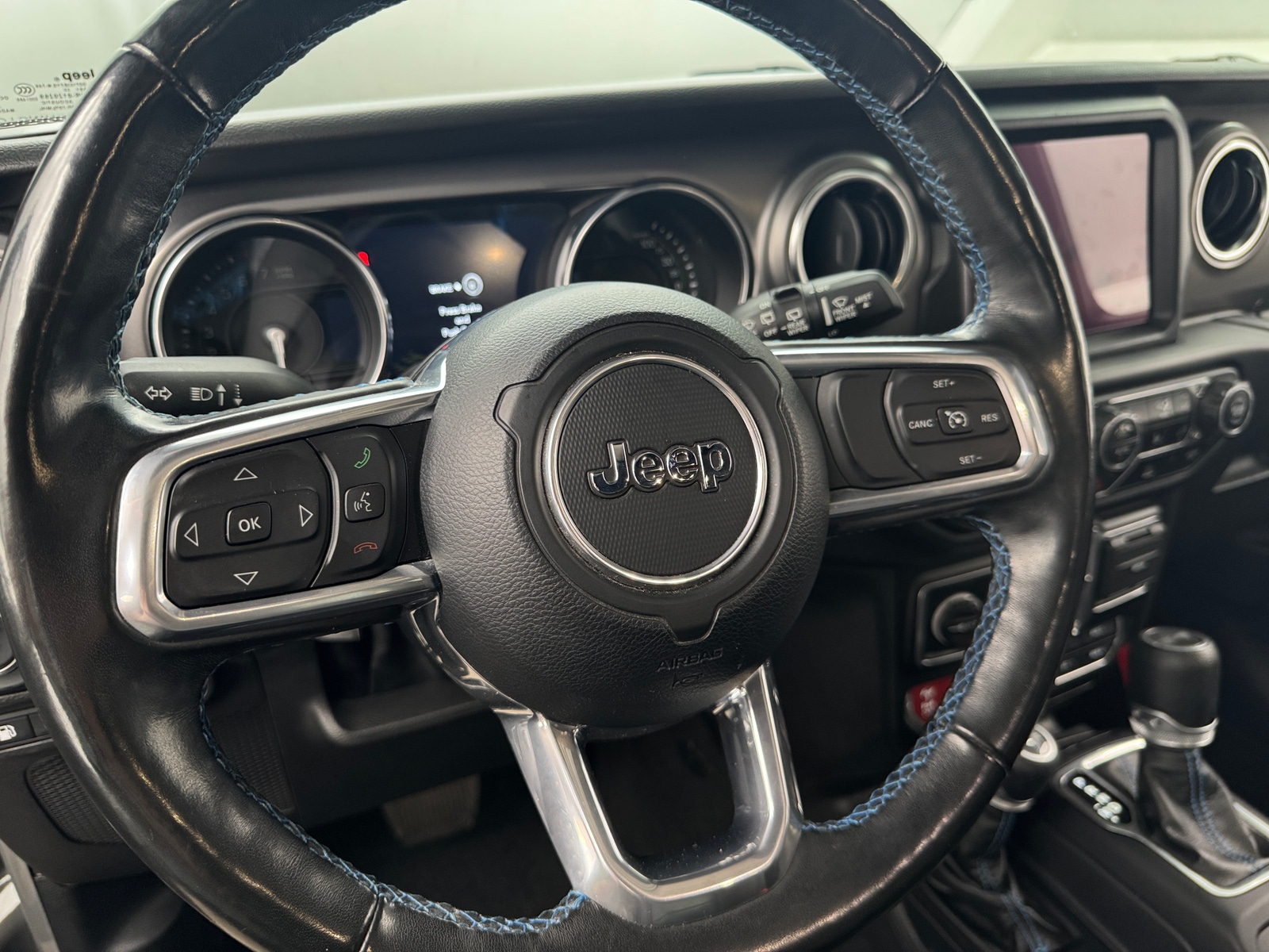 Thumbnail: 2022 Jeep Wrangler - 4