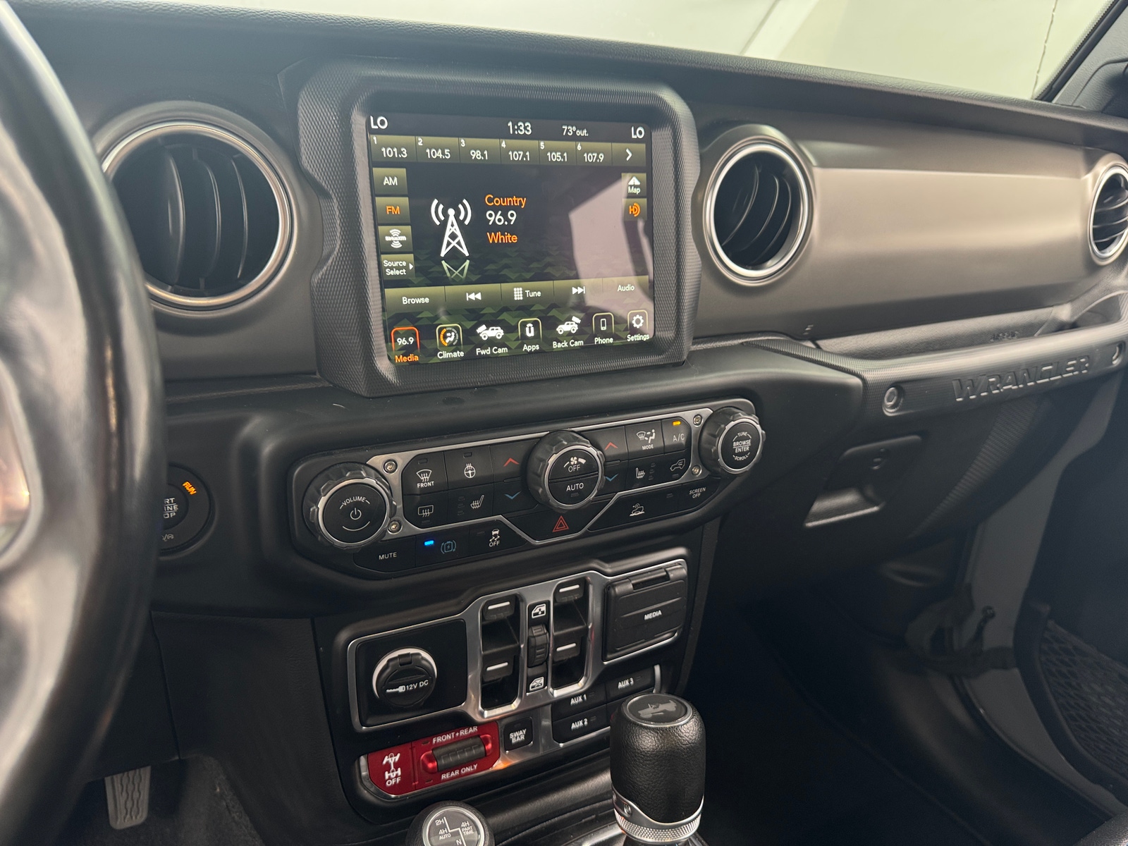 Thumbnail: 2022 Jeep Wrangler - 3