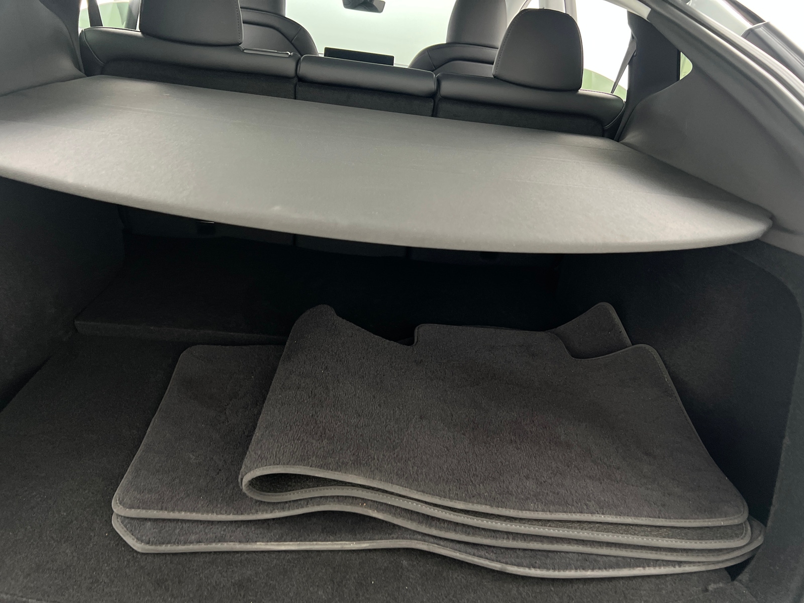 Thumbnail: 2026 Tesla Model Y - 6