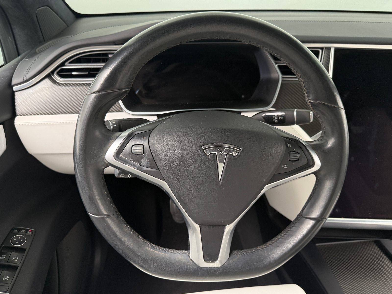 Thumbnail: 2018 Tesla Model X - 4