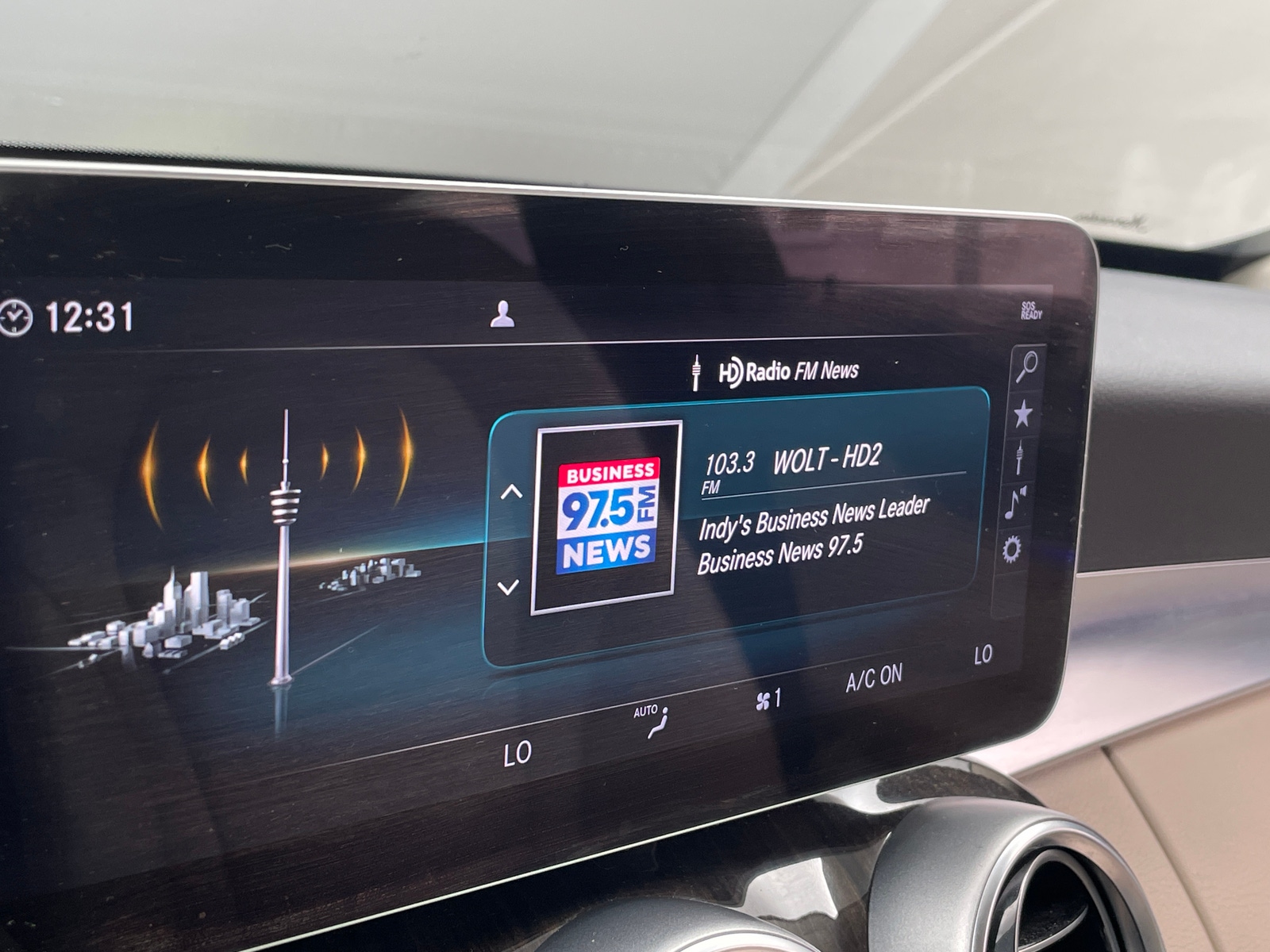 Thumbnail: 2021 Mercedes-Benz C-Class - 3