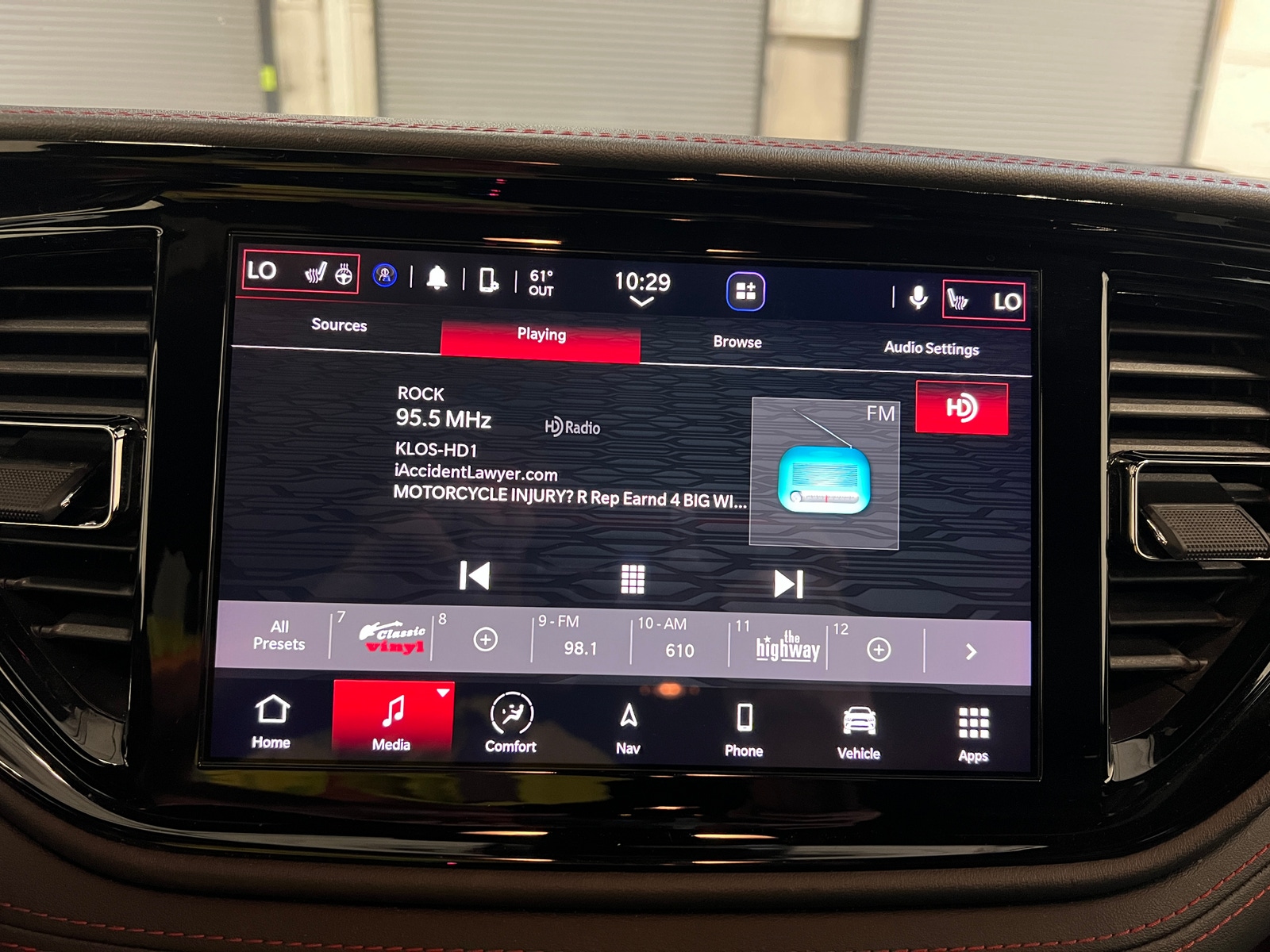 Thumbnail: 2023 Dodge Durango - 3