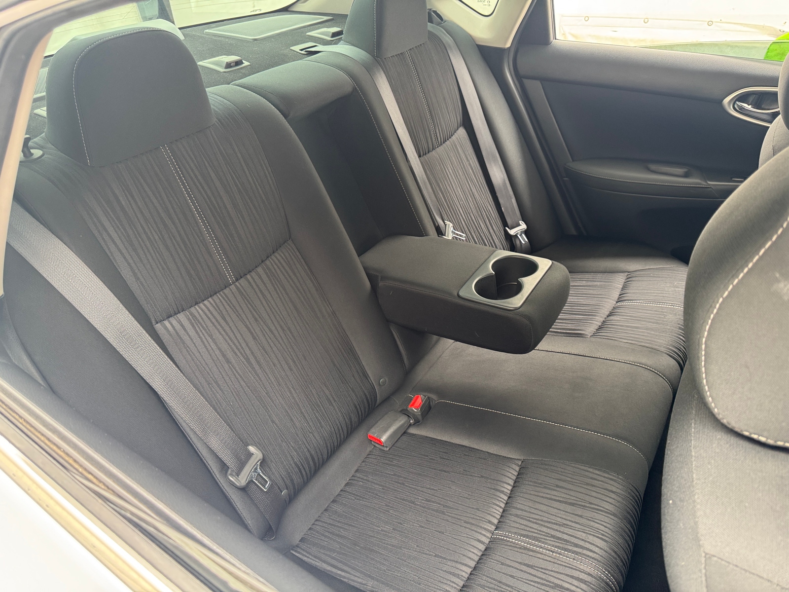 Thumbnail: 2017 Nissan Sentra - 6