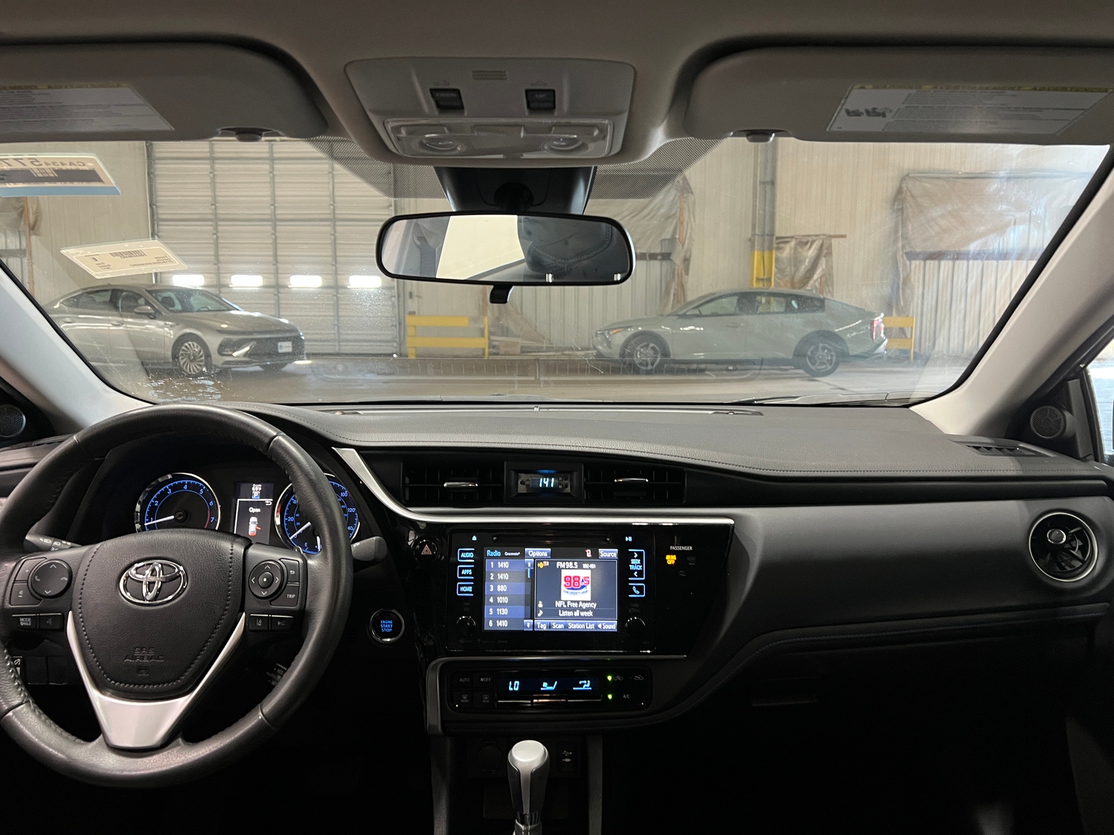 Thumbnail: 2017 Toyota Corolla - 3