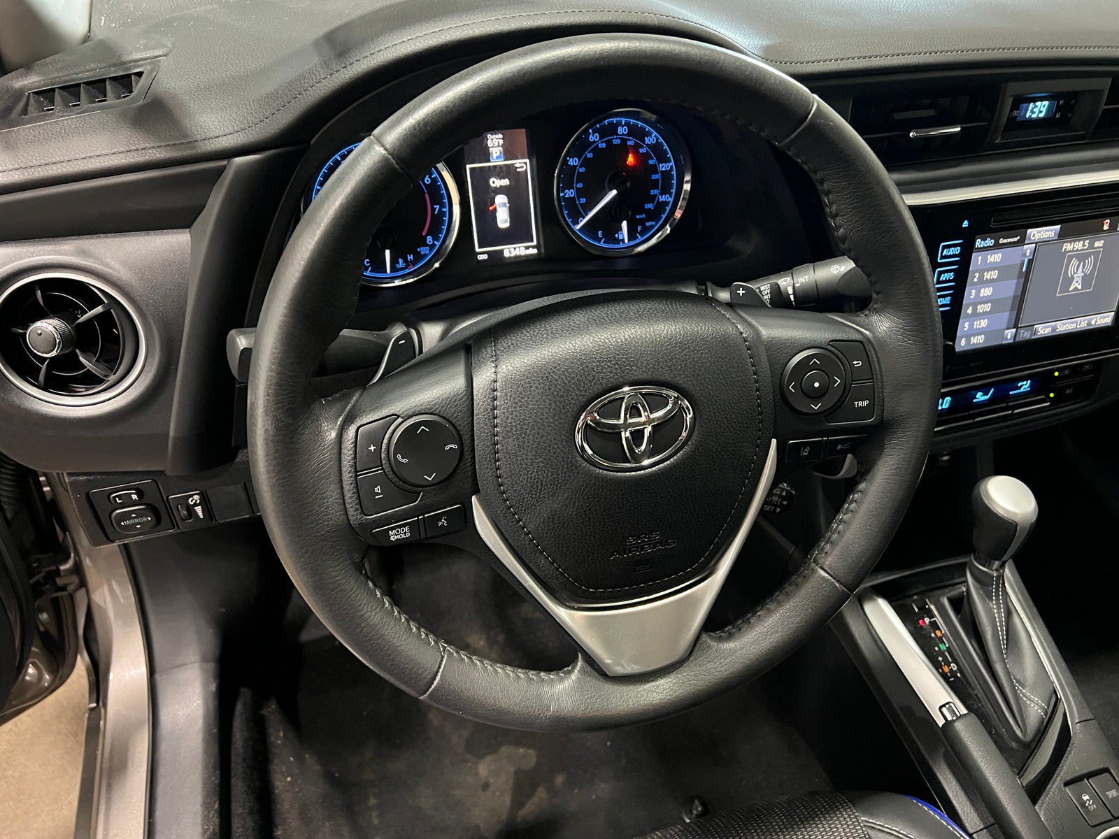 Thumbnail: 2017 Toyota Corolla - 5