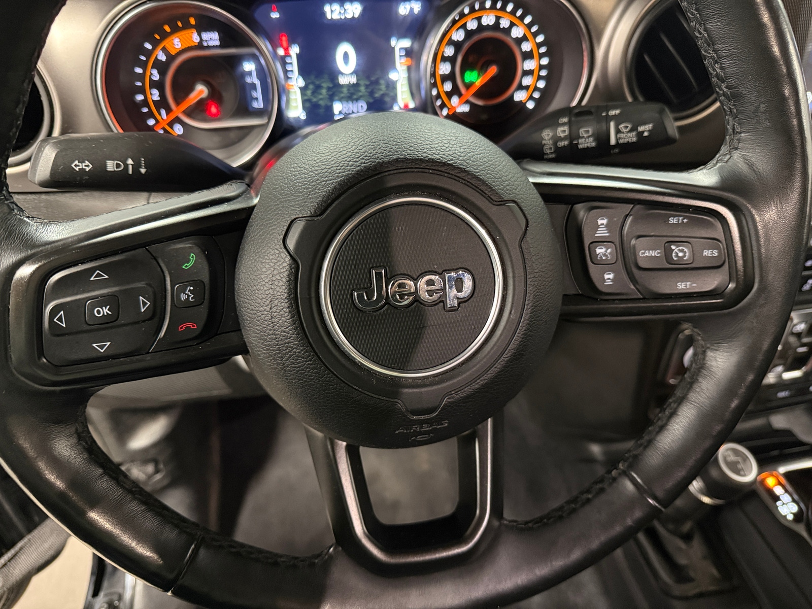 Thumbnail: 2020 Jeep Wrangler - 5
