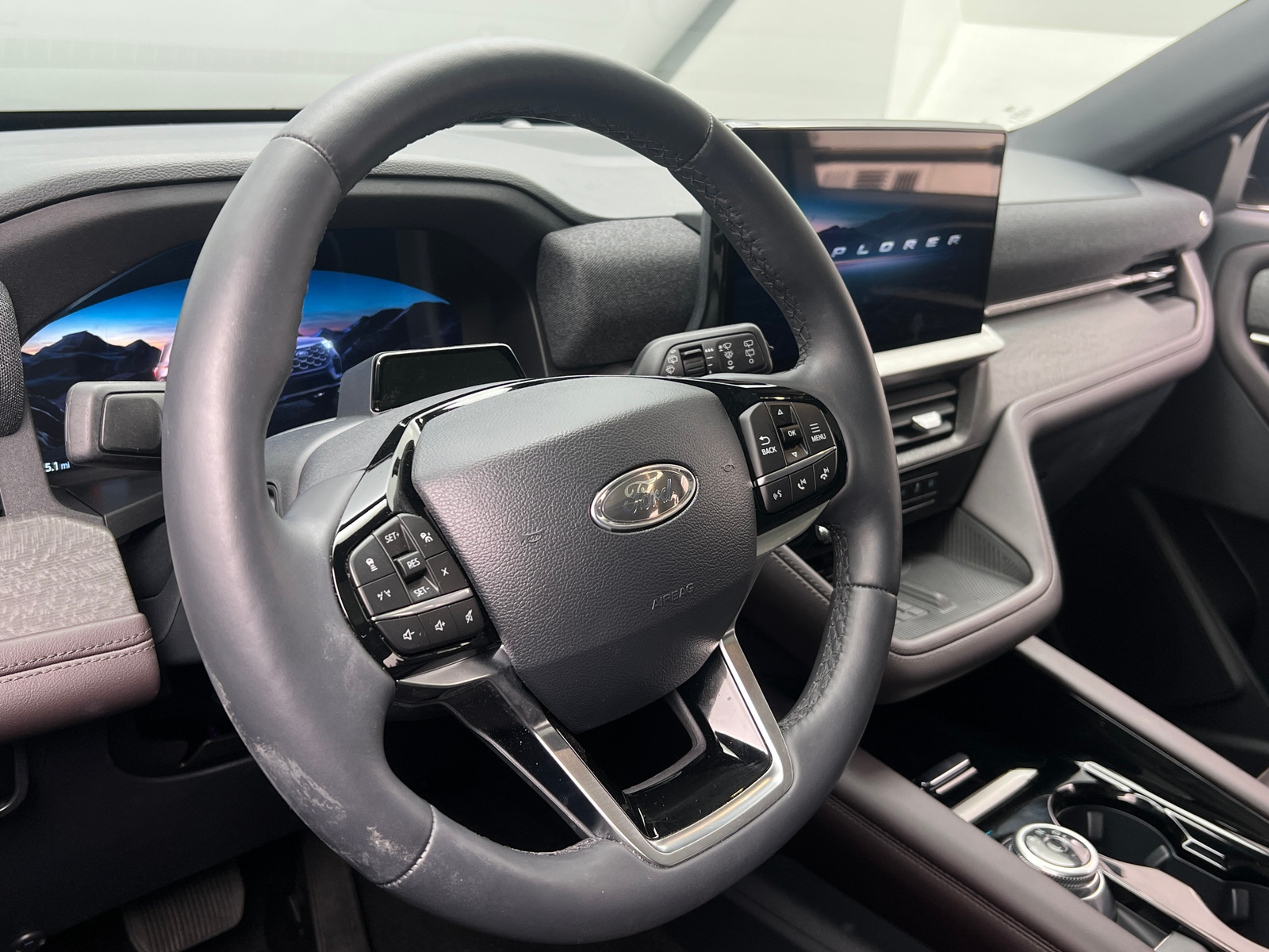 Thumbnail: 2025 Ford Explorer - 4