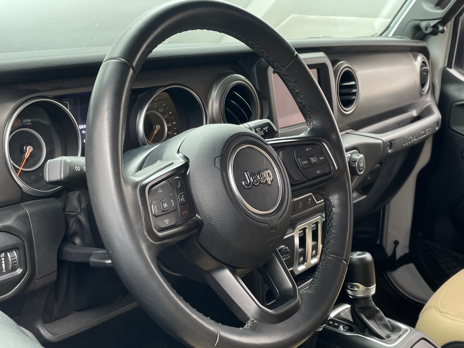 Thumbnail: 2022 Jeep Wrangler - 5